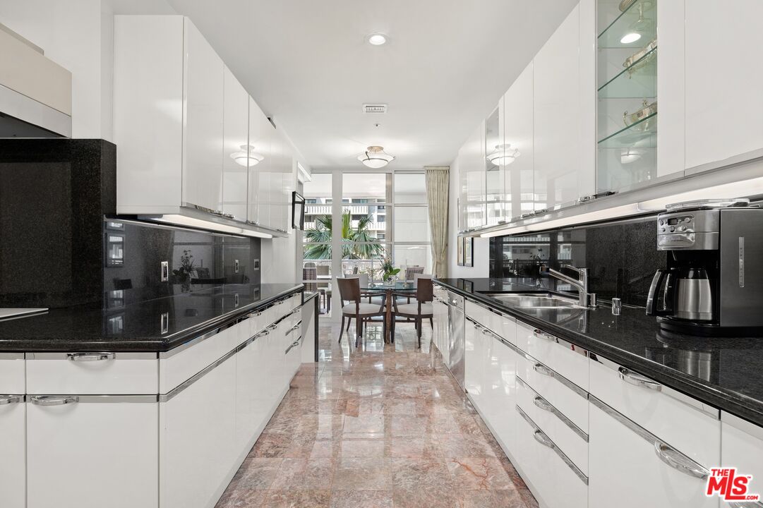 10380 Wilshire Blvd Unit: 501