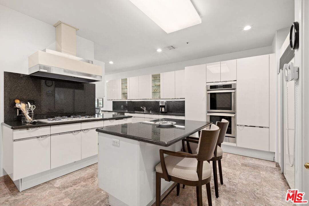 10380 Wilshire Blvd Unit: 501