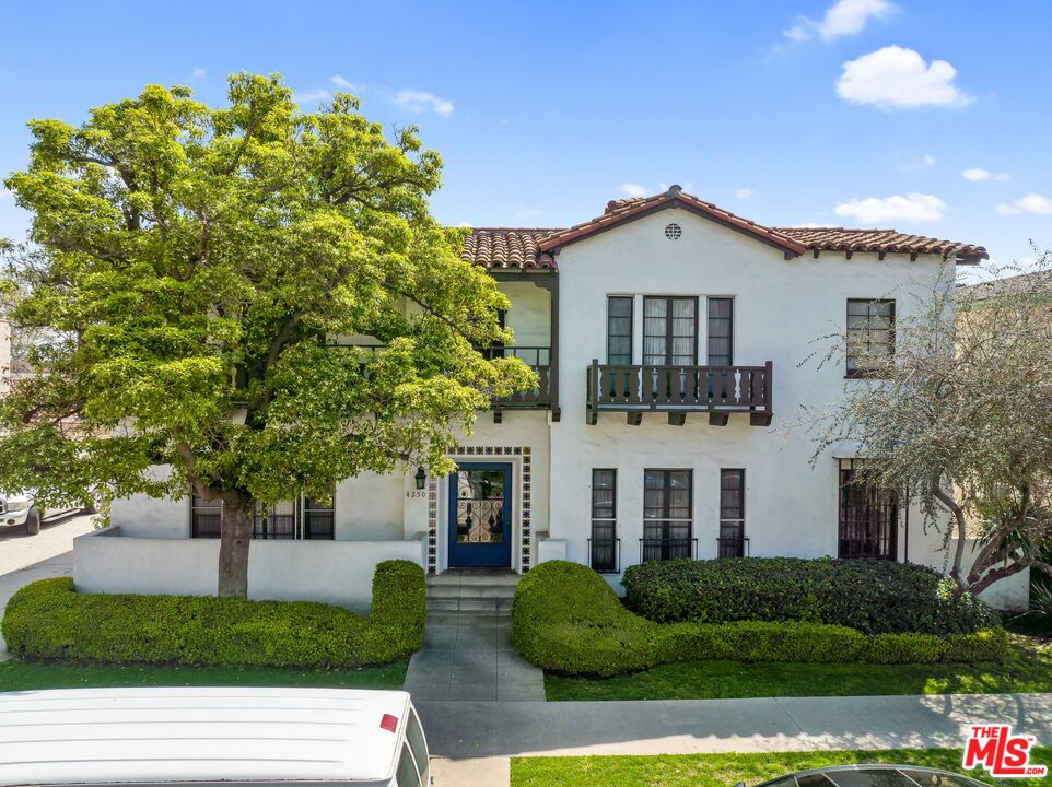 4250 Garthwaite Ave Unit: 2