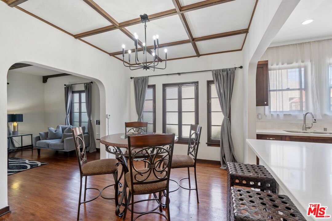 4250 Garthwaite Ave Unit: 2