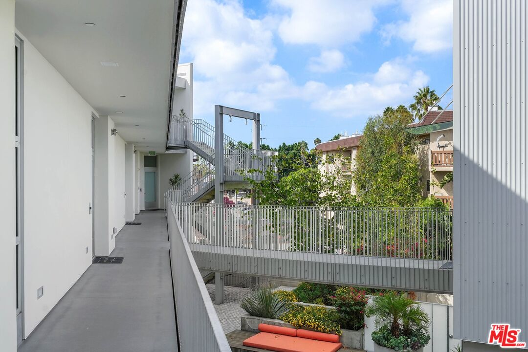 901 Hancock Ave Unit: 314