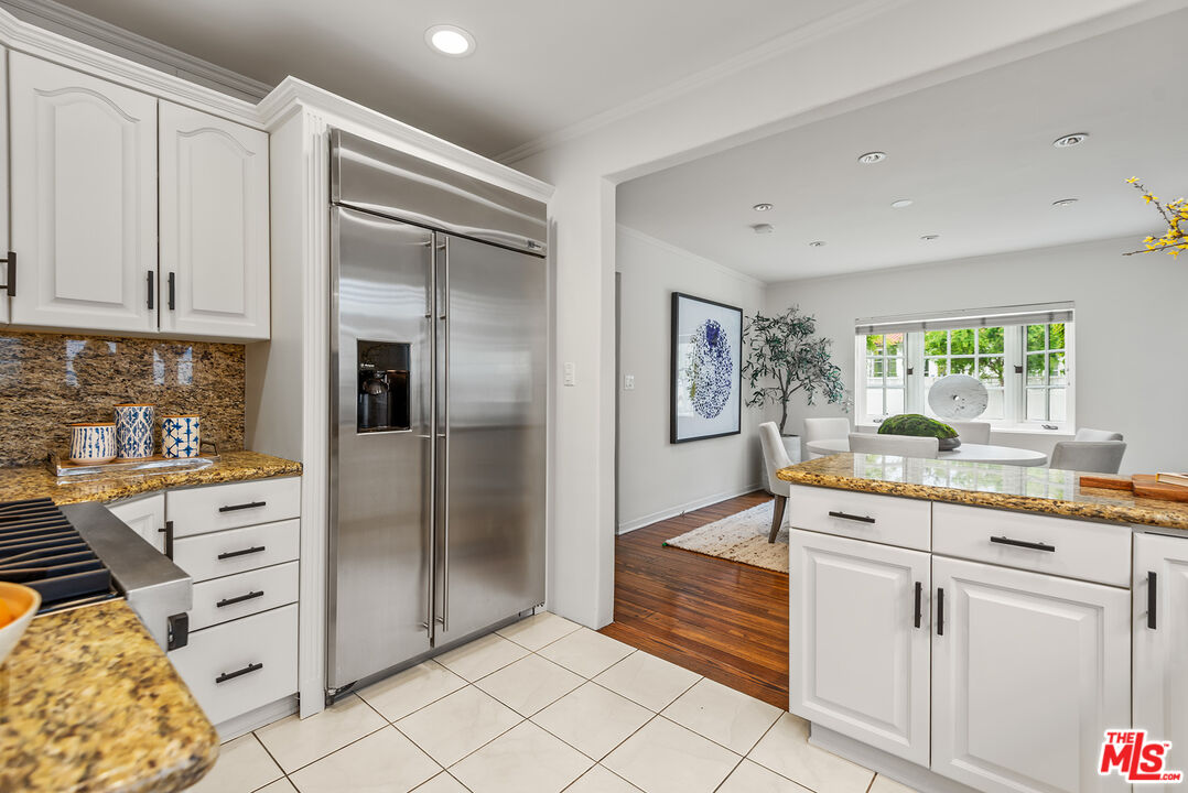 128 S Hamel Dr