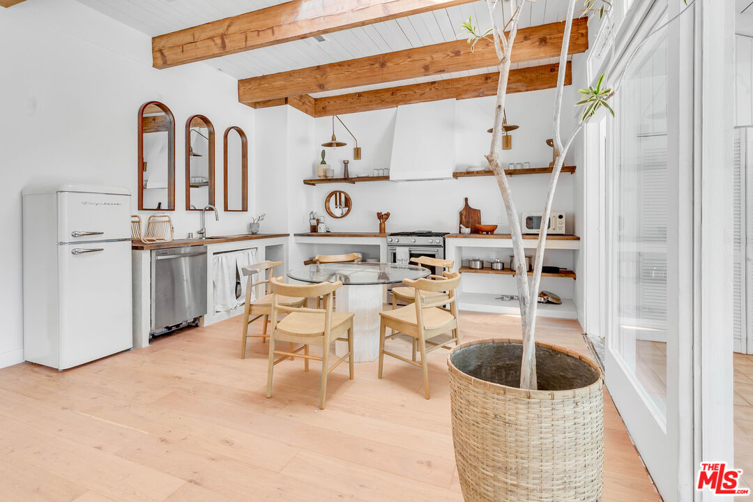 510 N Avenue 66 Unit: Unit 1