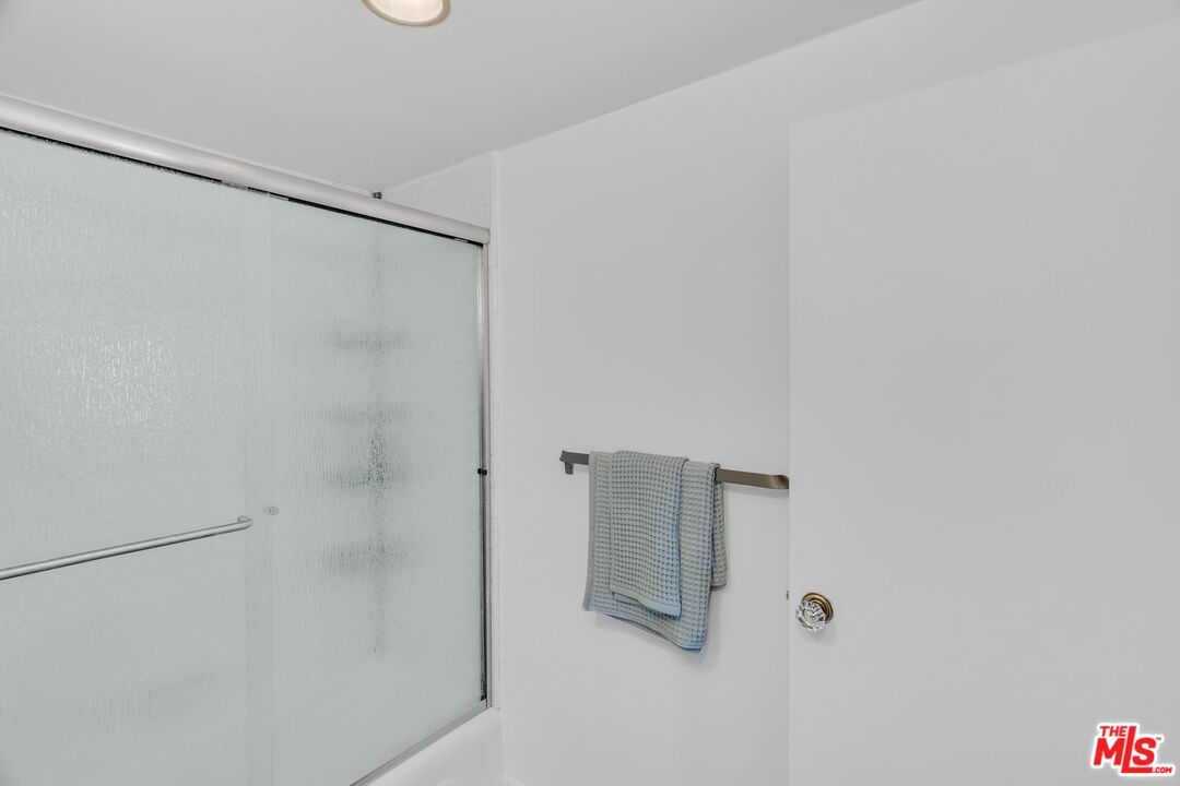 1155 N La Cienega Blvd Unit: 411