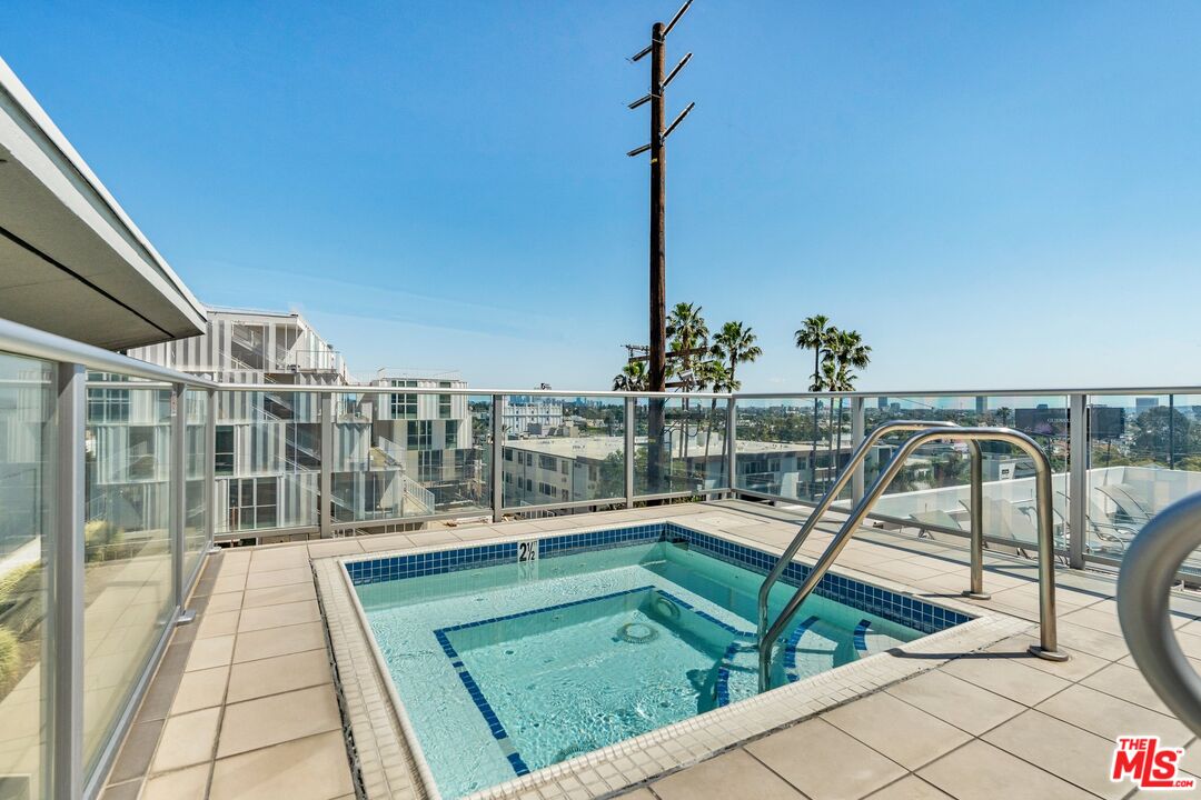 1155 N La Cienega Blvd Unit: 411