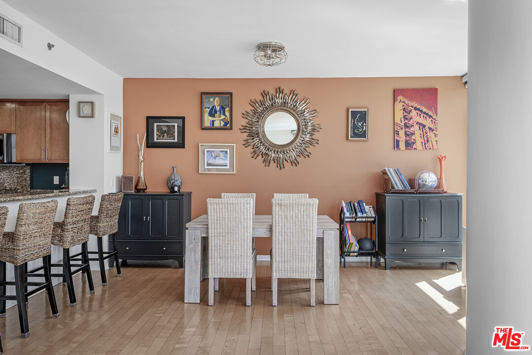 411 W Seaside Way Unit: 104