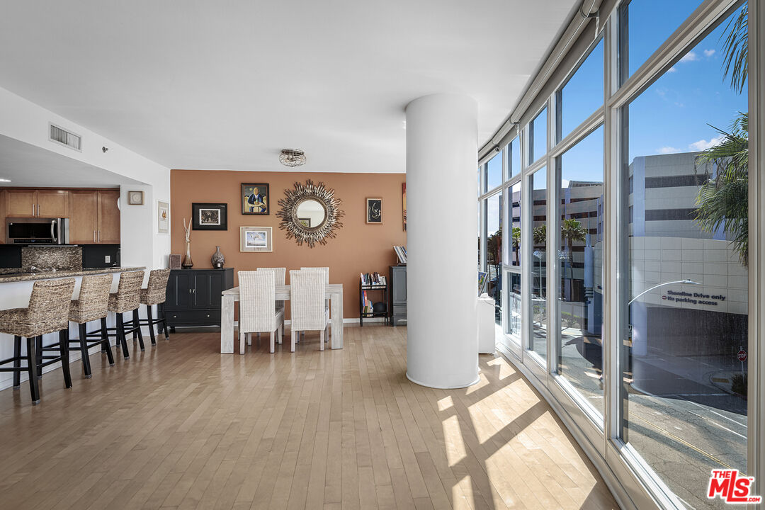 411 W Seaside Way Unit: 104