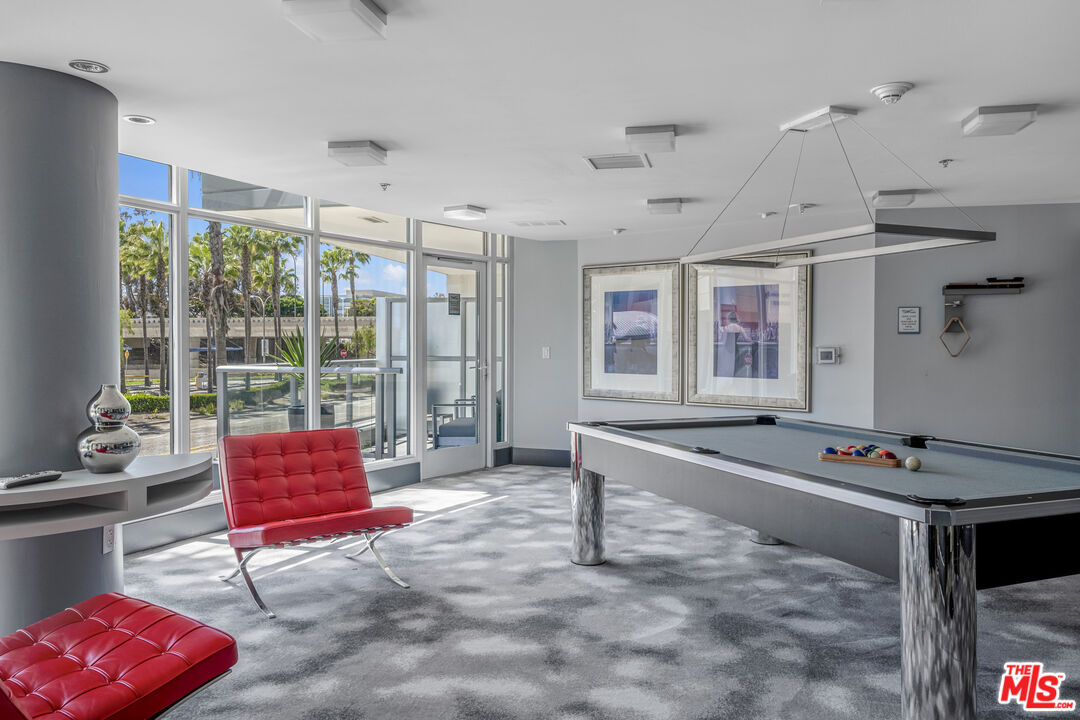 411 W Seaside Way Unit: 104