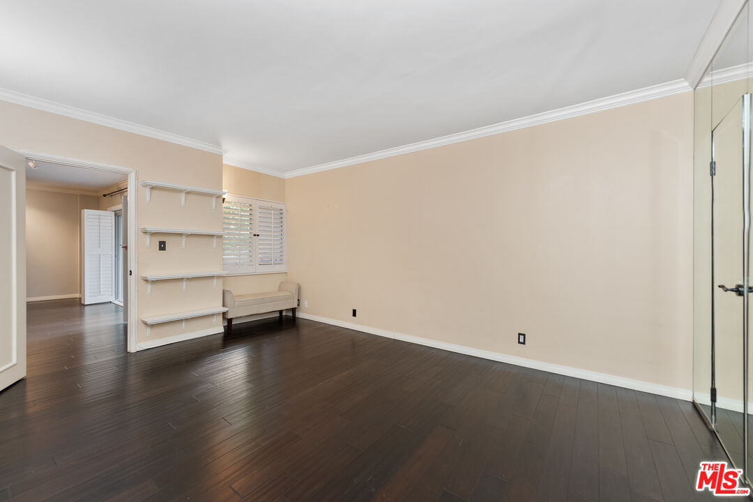 1131 ALTA LOMA RD Unit: 317