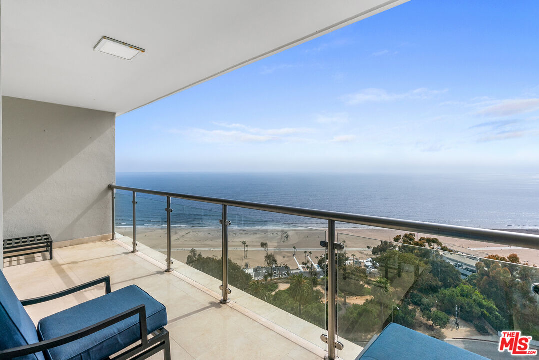 201 Ocean Ave Unit: 1803B