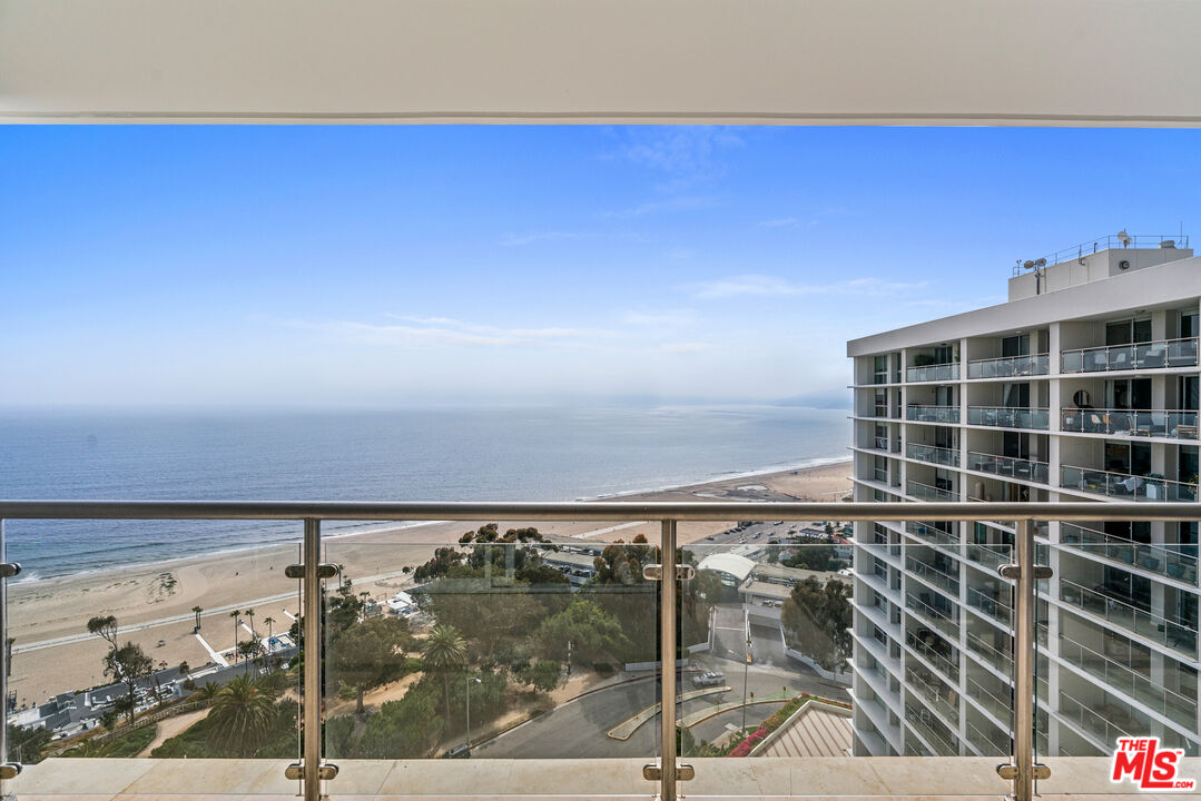 201 Ocean Ave Unit: 1803B