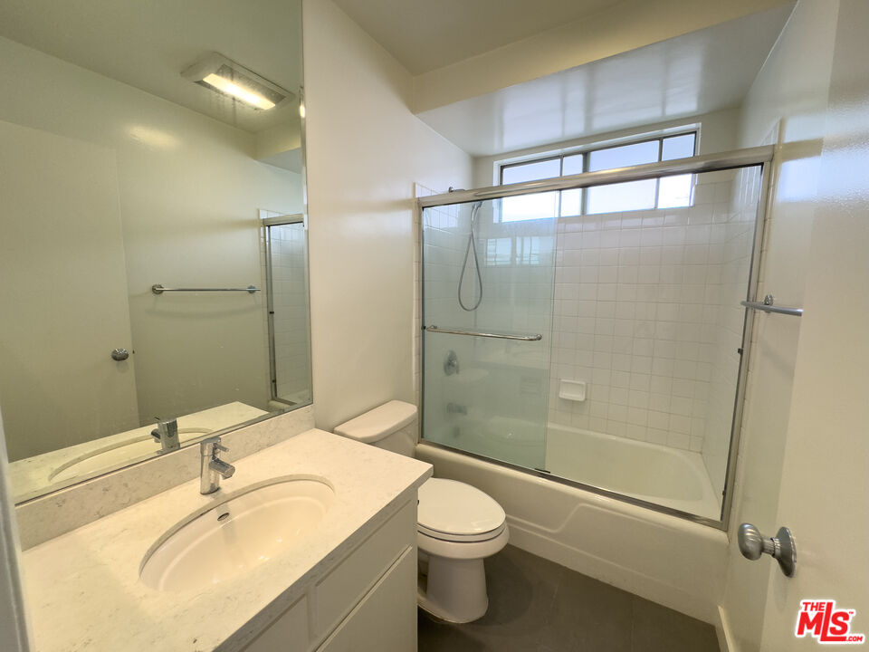 1323 14th St Unit: D