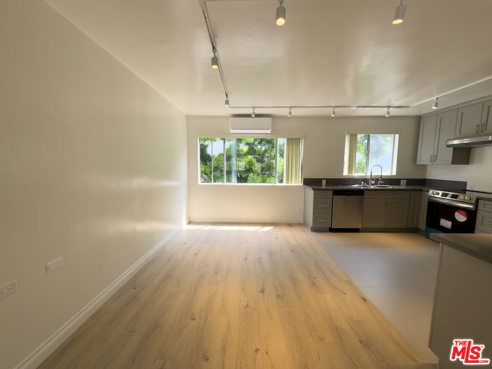 1323 14th St Unit: K