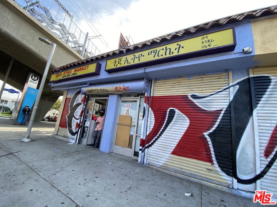 5112 W Jefferson Blvd