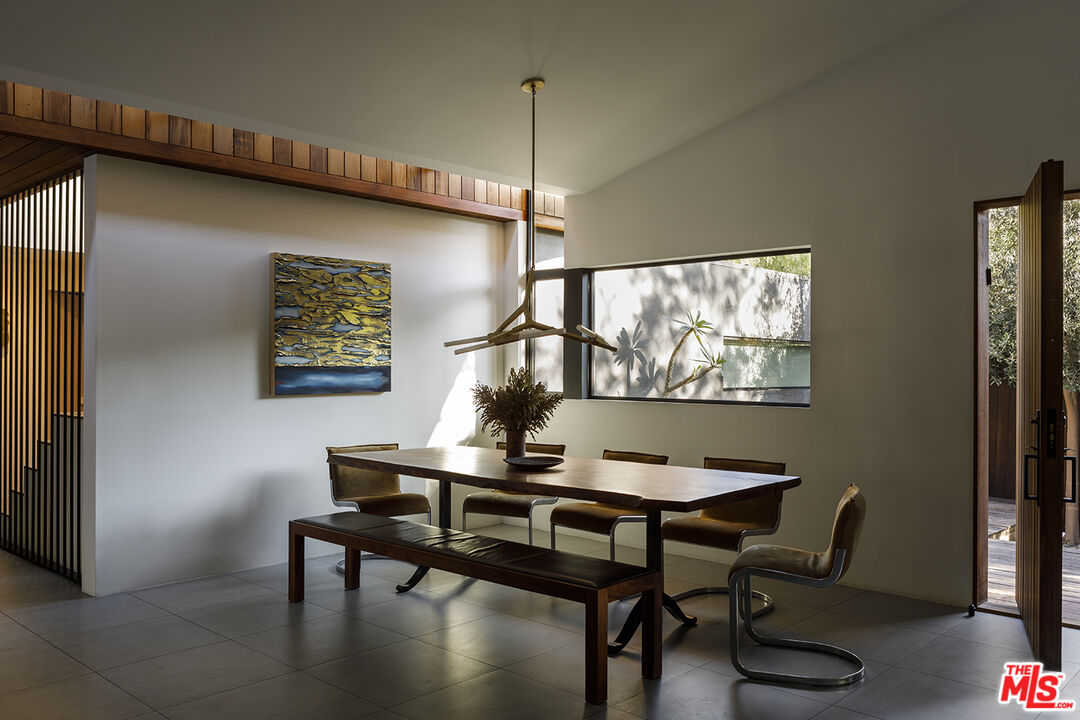 8970 Wonderland Park Ave