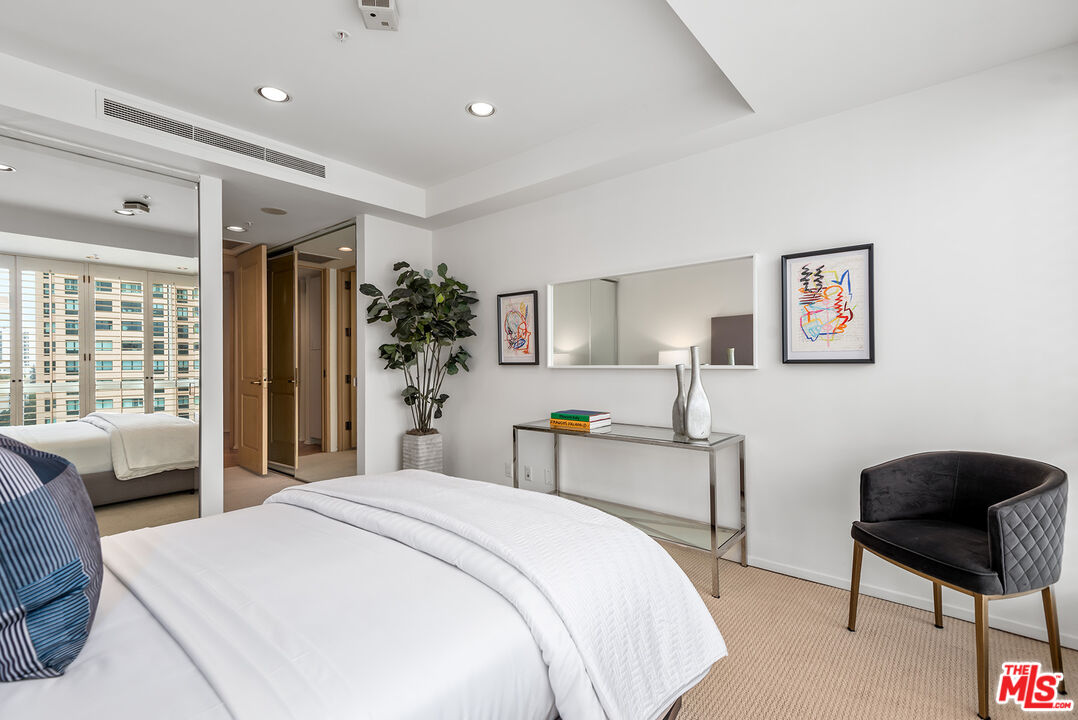 10490 Wilshire Blvd Unit: 602