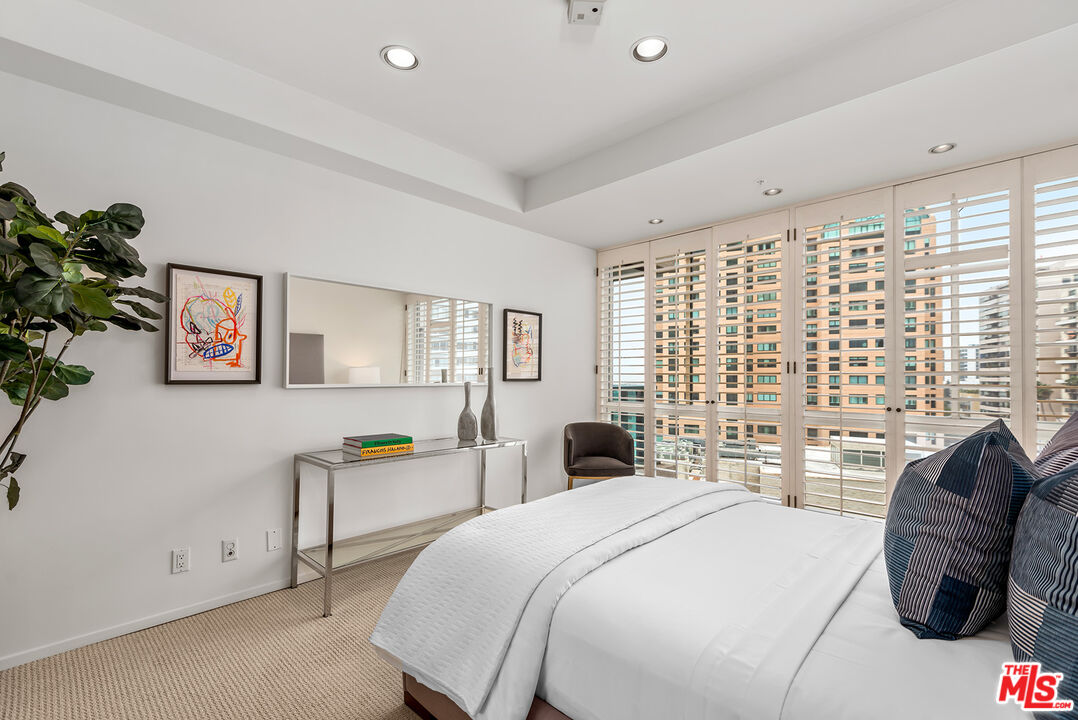 10490 Wilshire Blvd Unit: 602