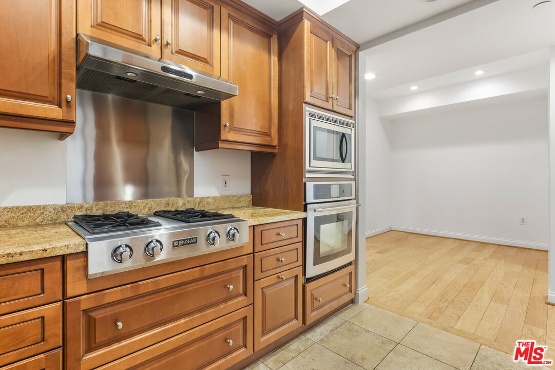 11863 Darlington Ave Unit: 304