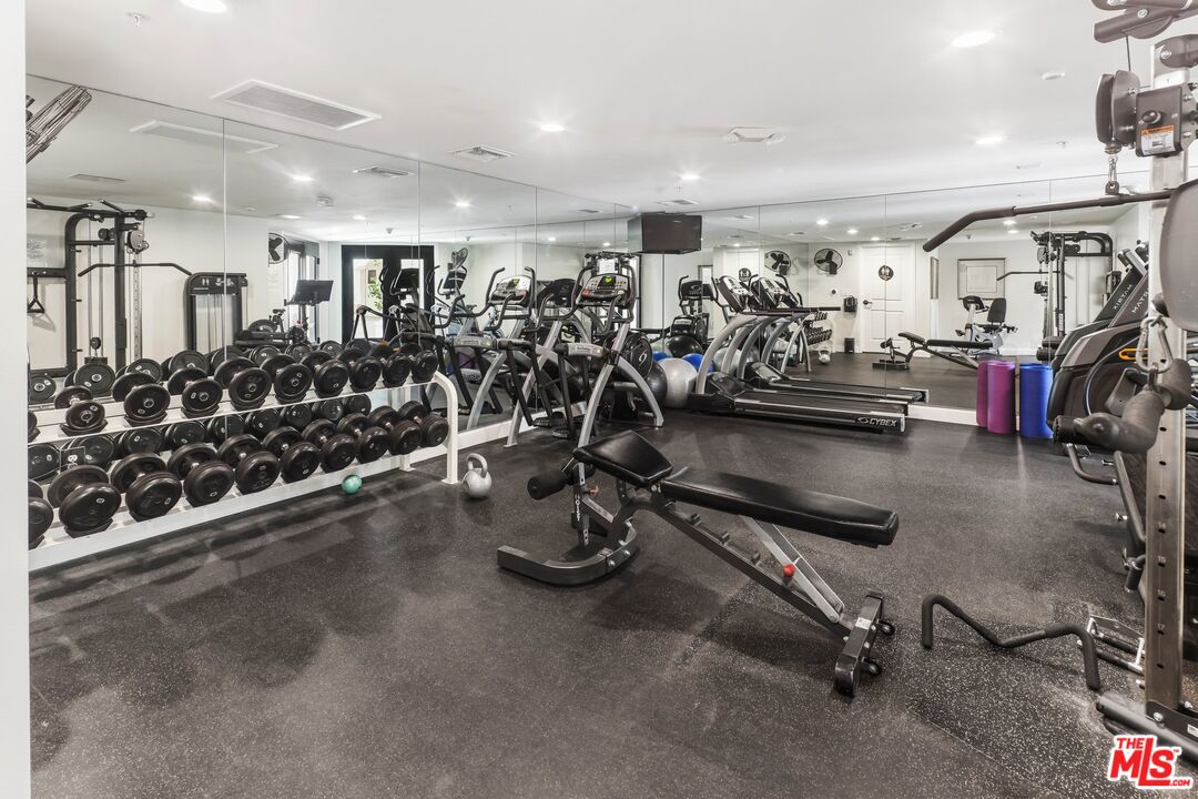 11863 Darlington Ave Unit: 304