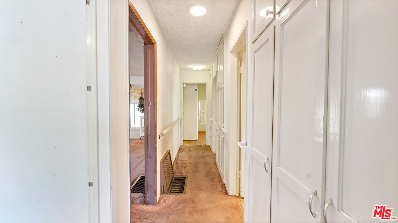 21321 Palos Verdes Blvd