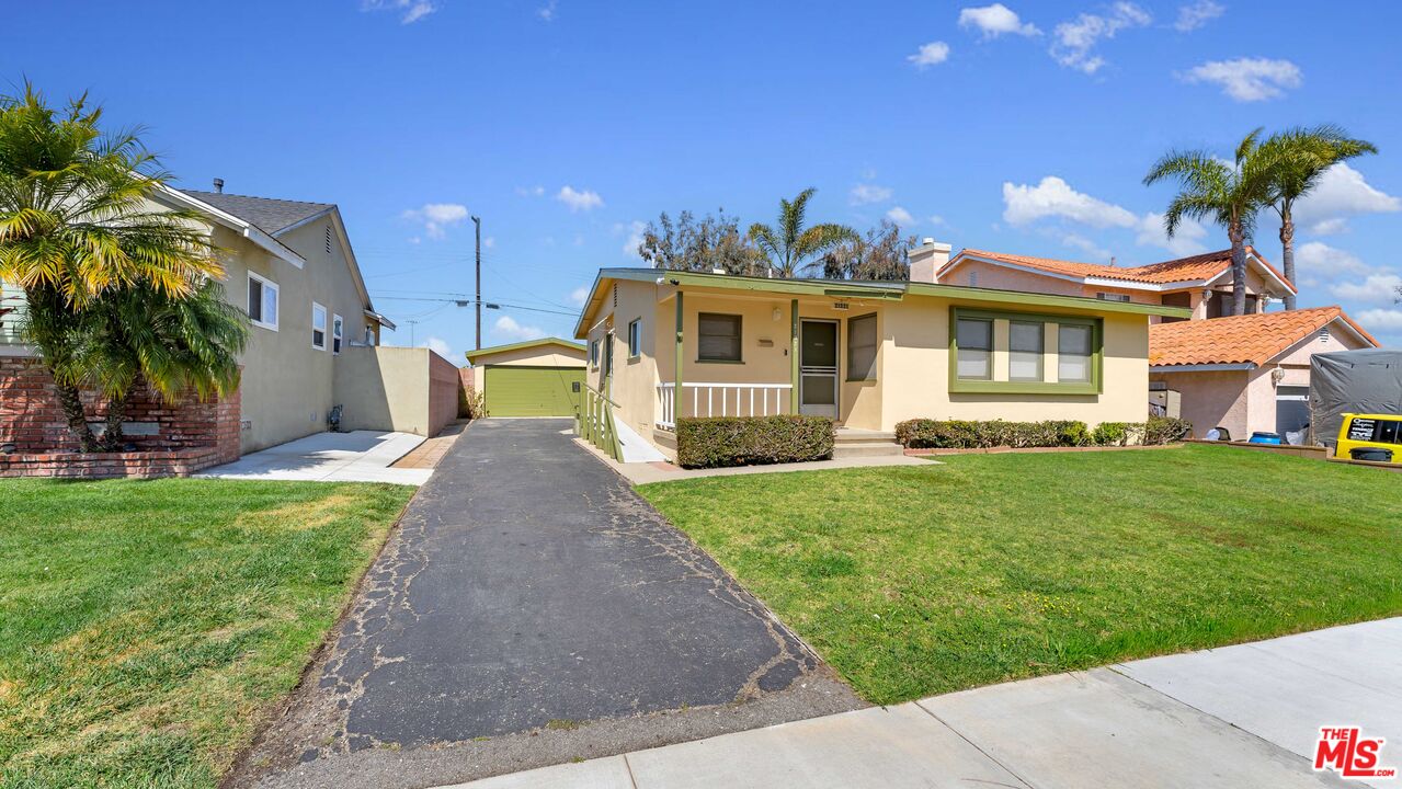 21321 Palos Verdes Blvd