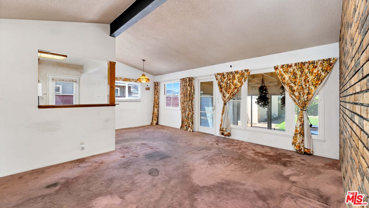 21321 Palos Verdes Blvd