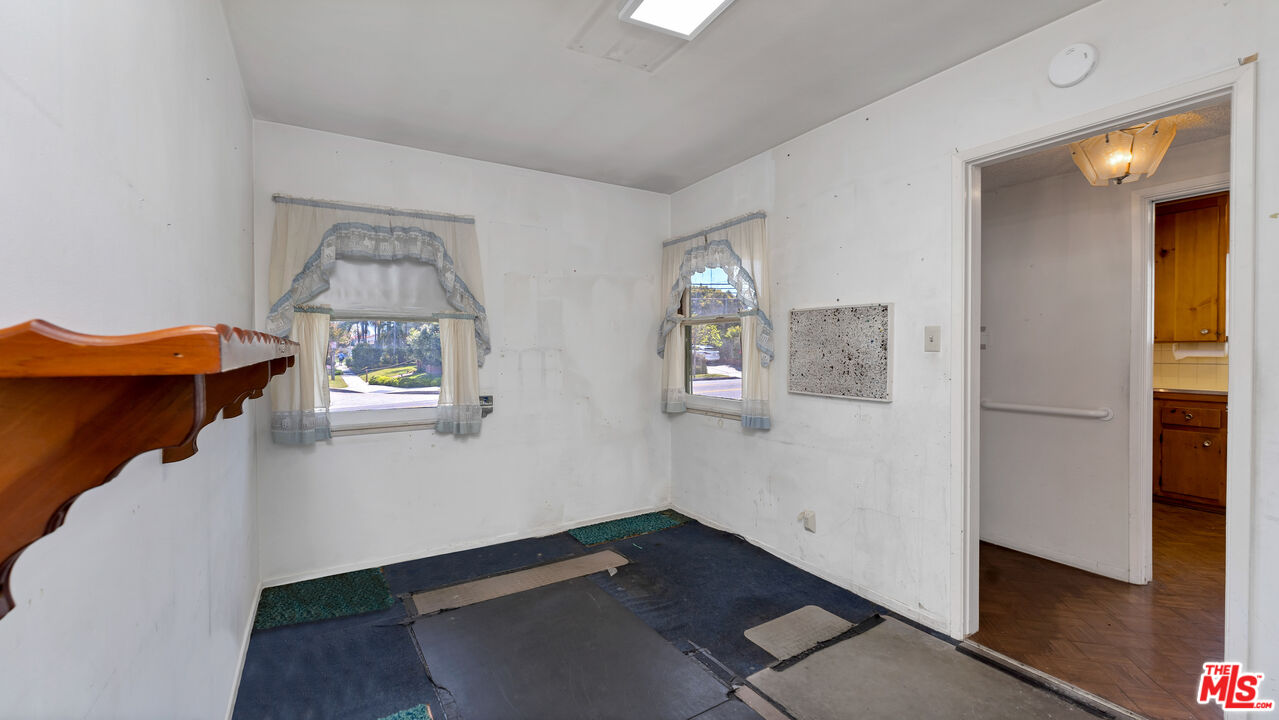 21321 Palos Verdes Blvd