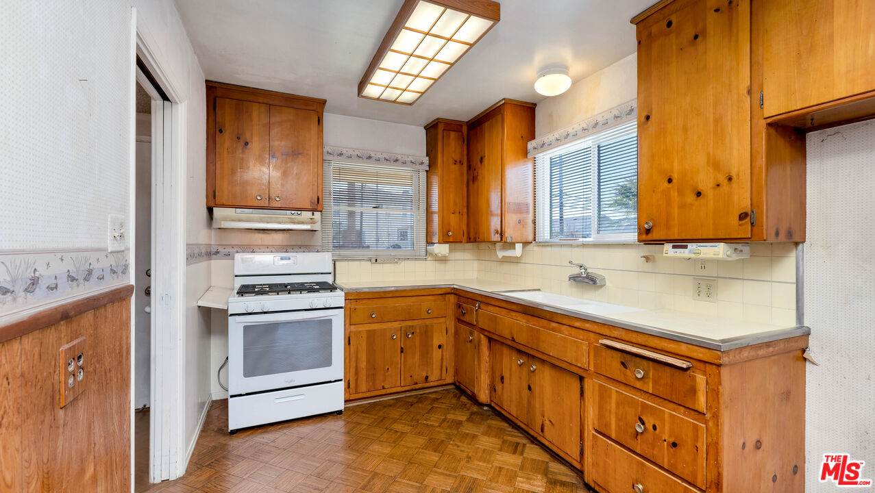 21321 Palos Verdes Blvd