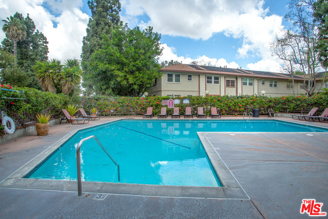 3616 KALSMAN DR Unit: 4