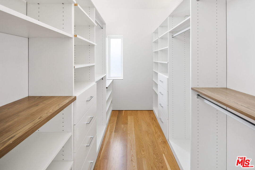 338 Rennie Ave Unit: A