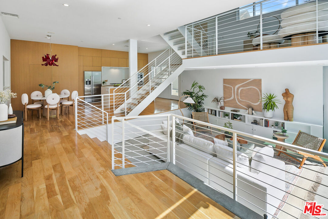 338 Rennie Ave Unit: A