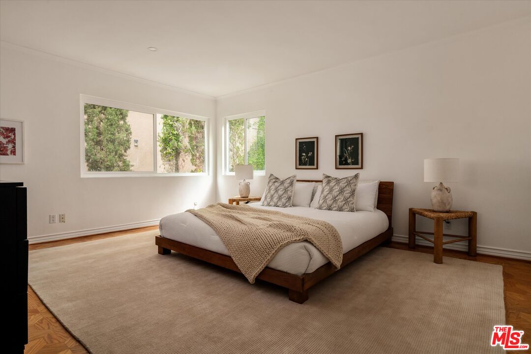 7259 Hillside Ave Unit: 304