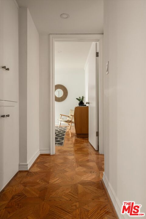 7259 Hillside Ave Unit: 304