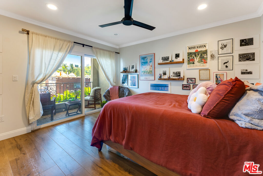 11909 Laurelwood Dr Unit: 3