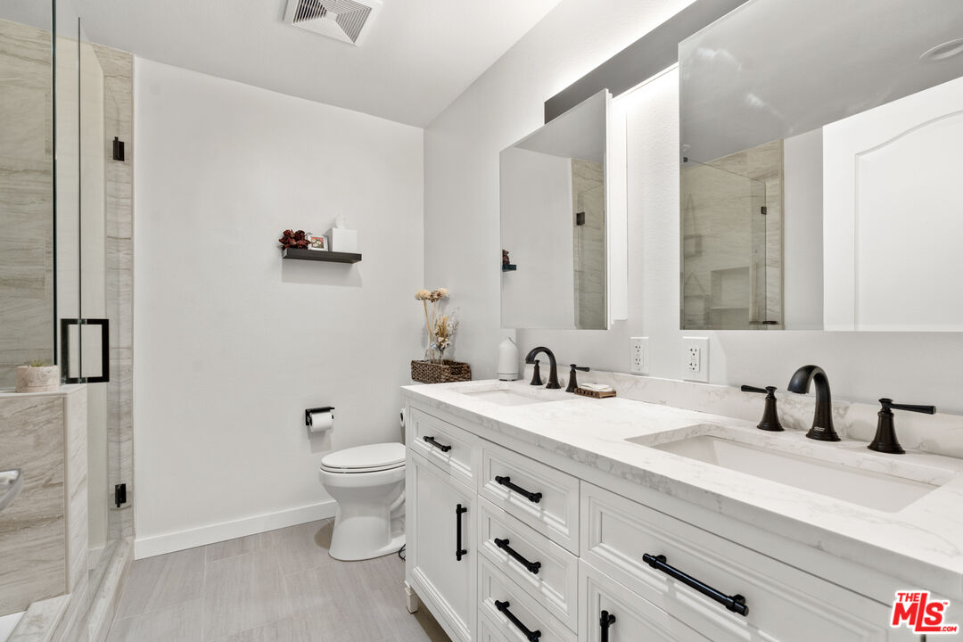 13030 Valleyheart Dr Unit: 114