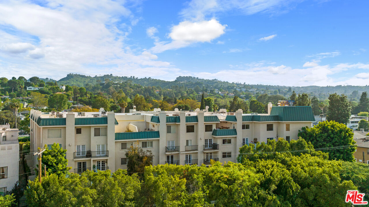 13030 Valleyheart Dr Unit: 114