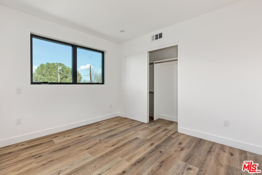 6130 Hazeltine Unit: 1