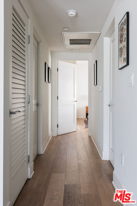 118 N Kings Rd Unit: 204