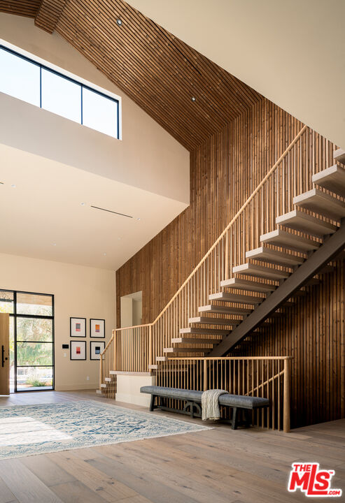 5287 Round Meadow Rd