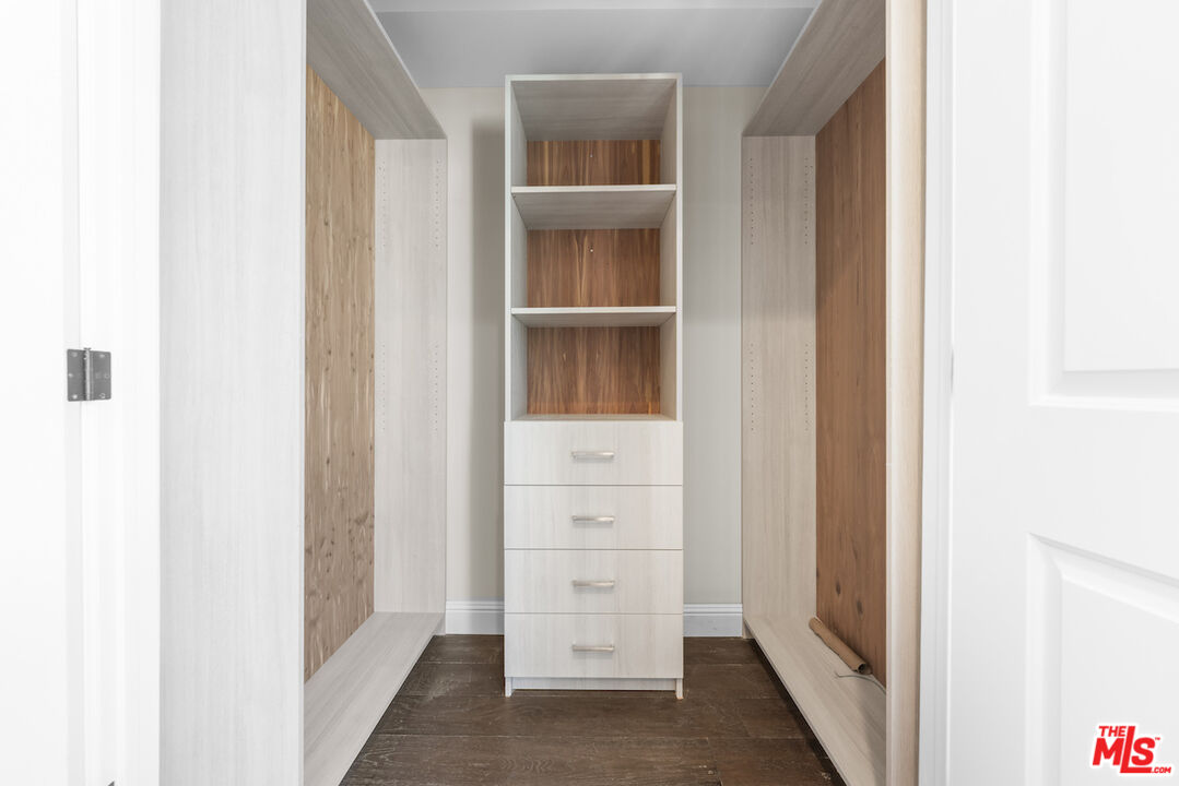 1825 Pandora Ave Unit: 303