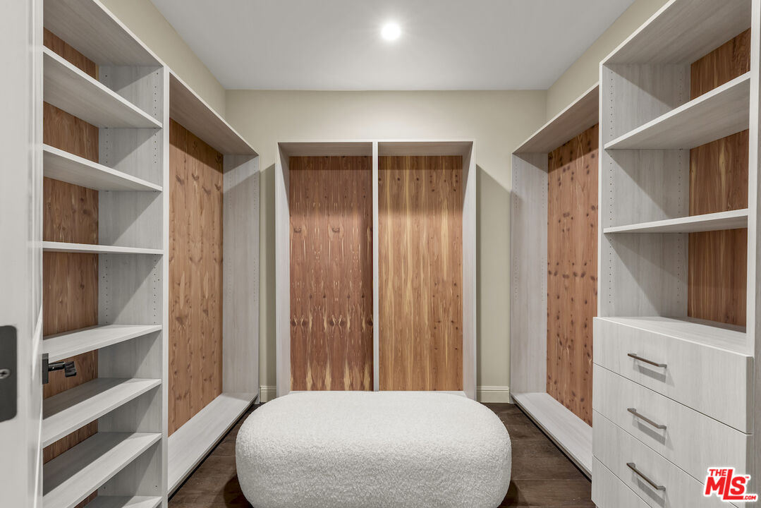 1825 Pandora Ave Unit: 303