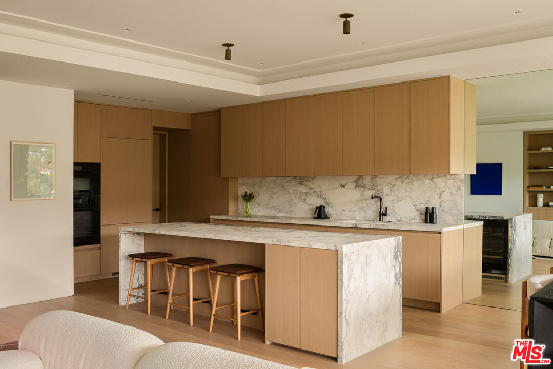 9255 Doheny Rd Unit: 1703