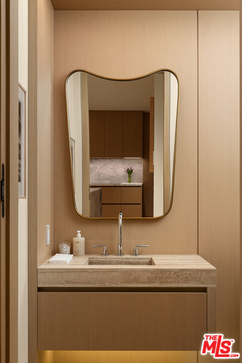 9255 Doheny Rd Unit: 1703