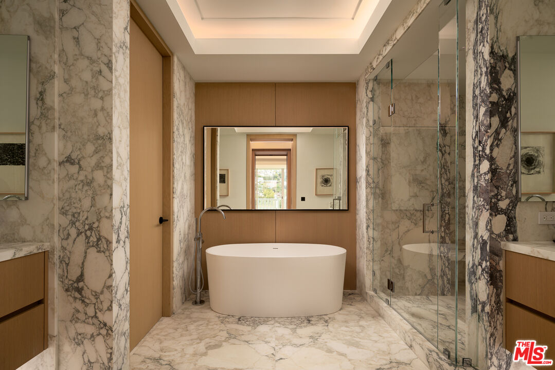 9255 Doheny Rd Unit: 1703