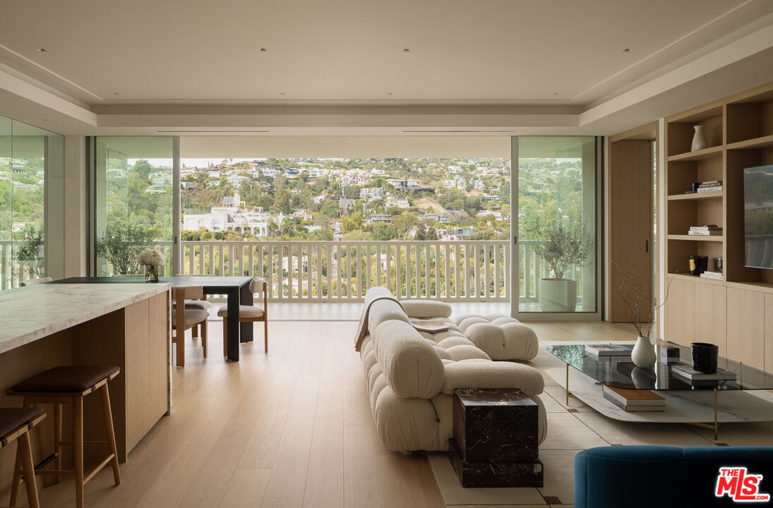 9255 Doheny Rd Unit: 1703