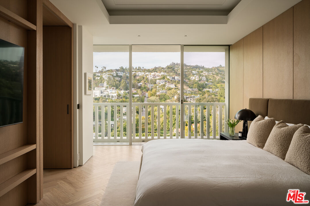 9255 Doheny Rd Unit: 1703