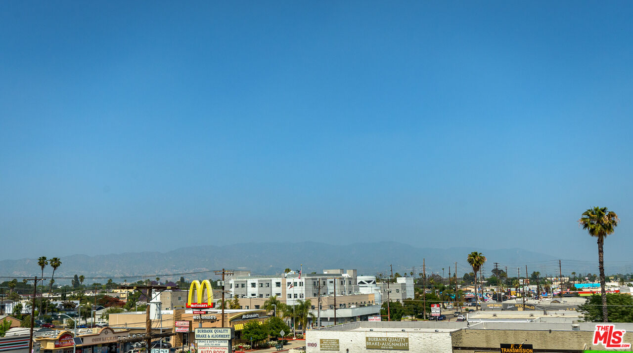 11124 Burbank Blvd Unit: 308
