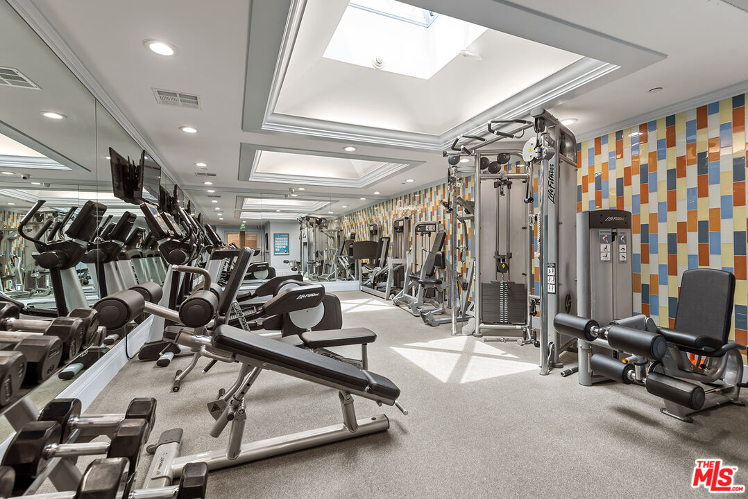 10520 Wilshire Blvd Unit: 308