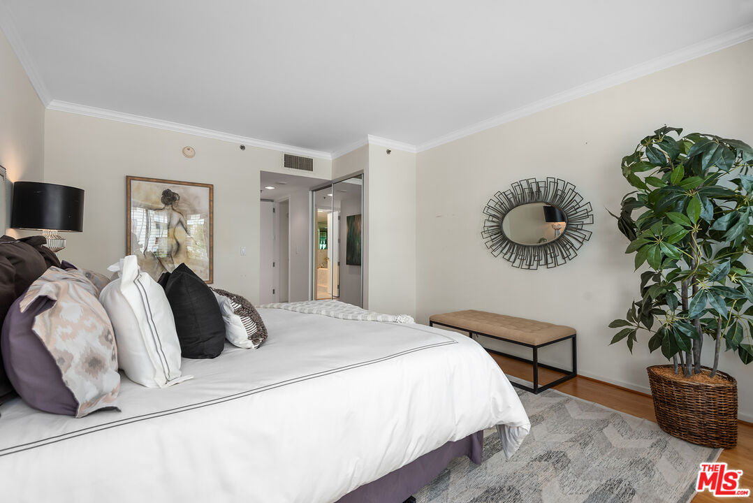 10520 Wilshire Blvd Unit: 308