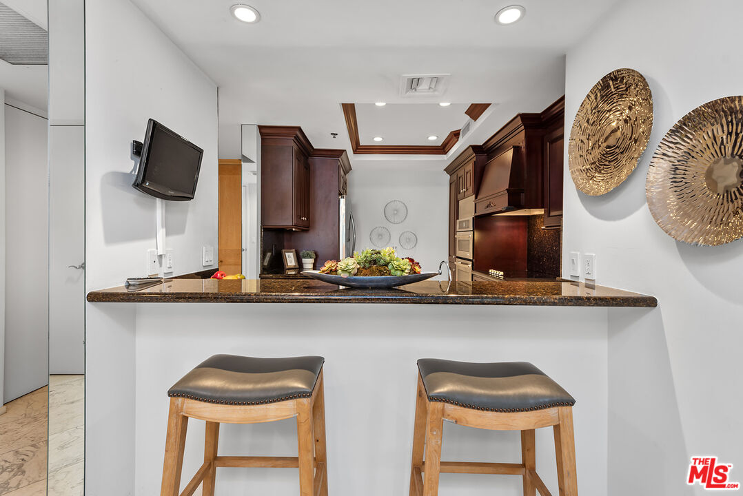 10520 Wilshire Blvd Unit: 308